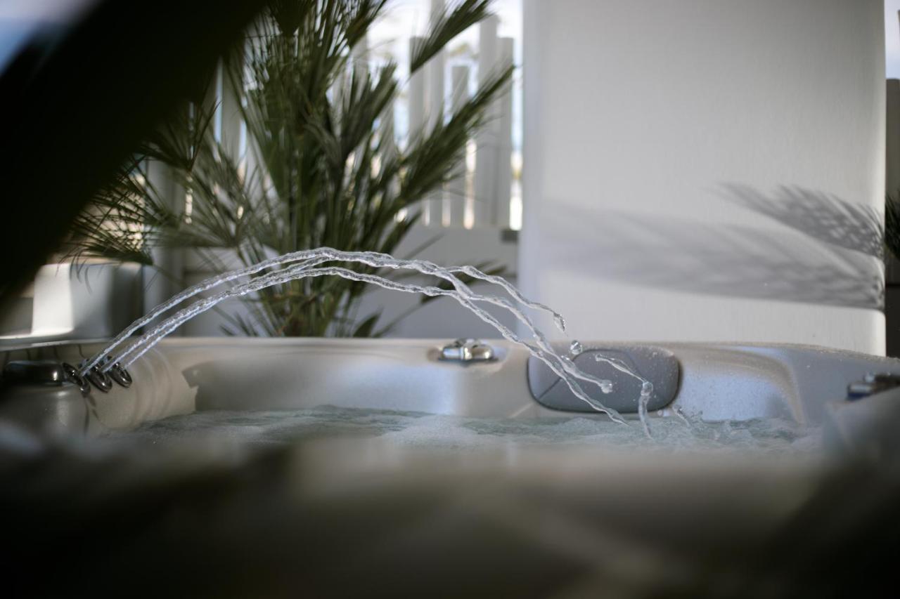 Manda Luxury Apartments Naxos City エクステリア 写真